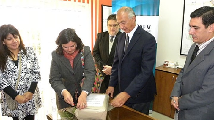 Se abrieron los sobres licitatorios para la ejecuci&oacute;n de viviendas destinadas a docentes en Concepci&oacute;n del Uruguay y Victoria