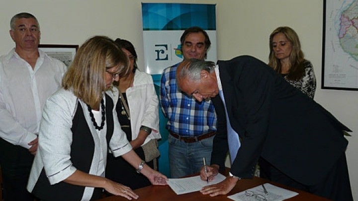 Ejecutar&aacute;n nuevas viviendas para docentes en Gualeguaych&uacute; y San Jaime de la Frontera
