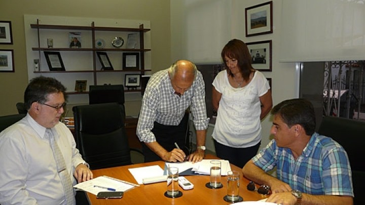 Se ejecutar&aacute;n 320 mejoramientos habitacionales en 14 municipios entrerrianos