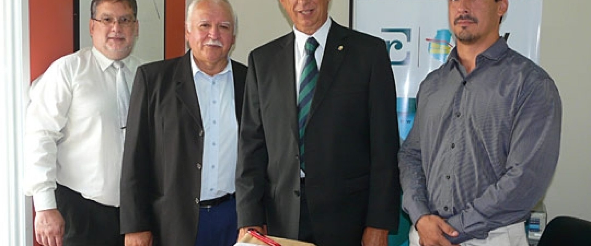 Construir&aacute;n nuevas viviendas en Nogoy&aacute;, Santa Anita y Colonia El&iacute;a