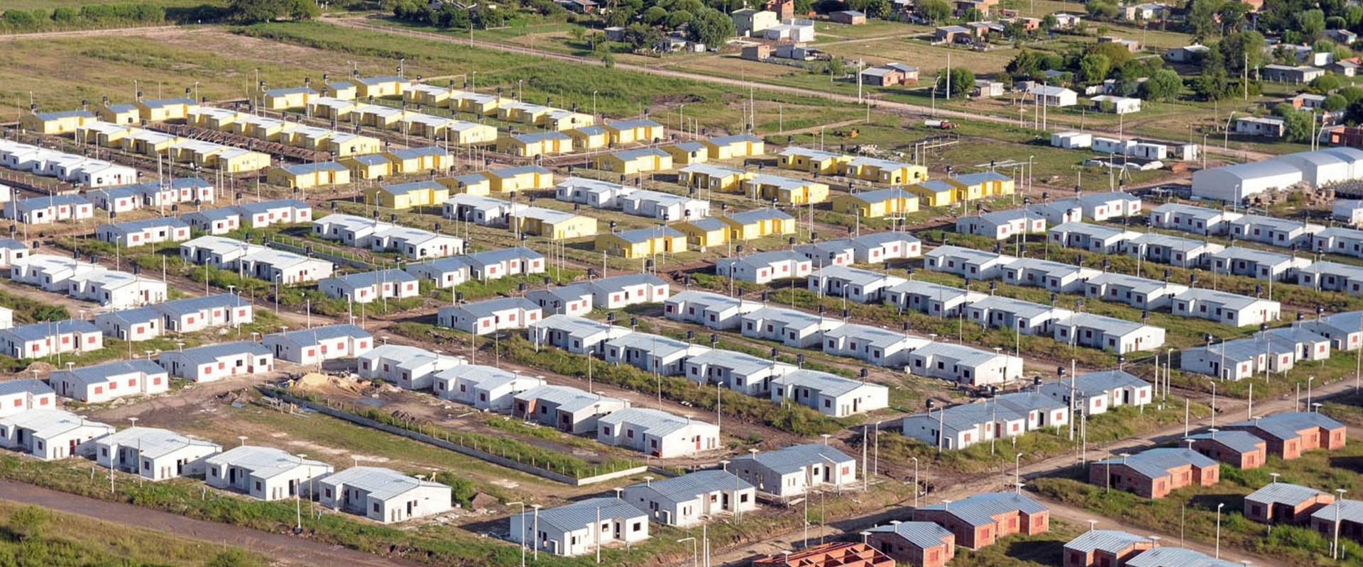 Se entregan las nuevas viviendas que el IAPV construy&oacute; en Paran&agrave; y Colonia Avellaneda