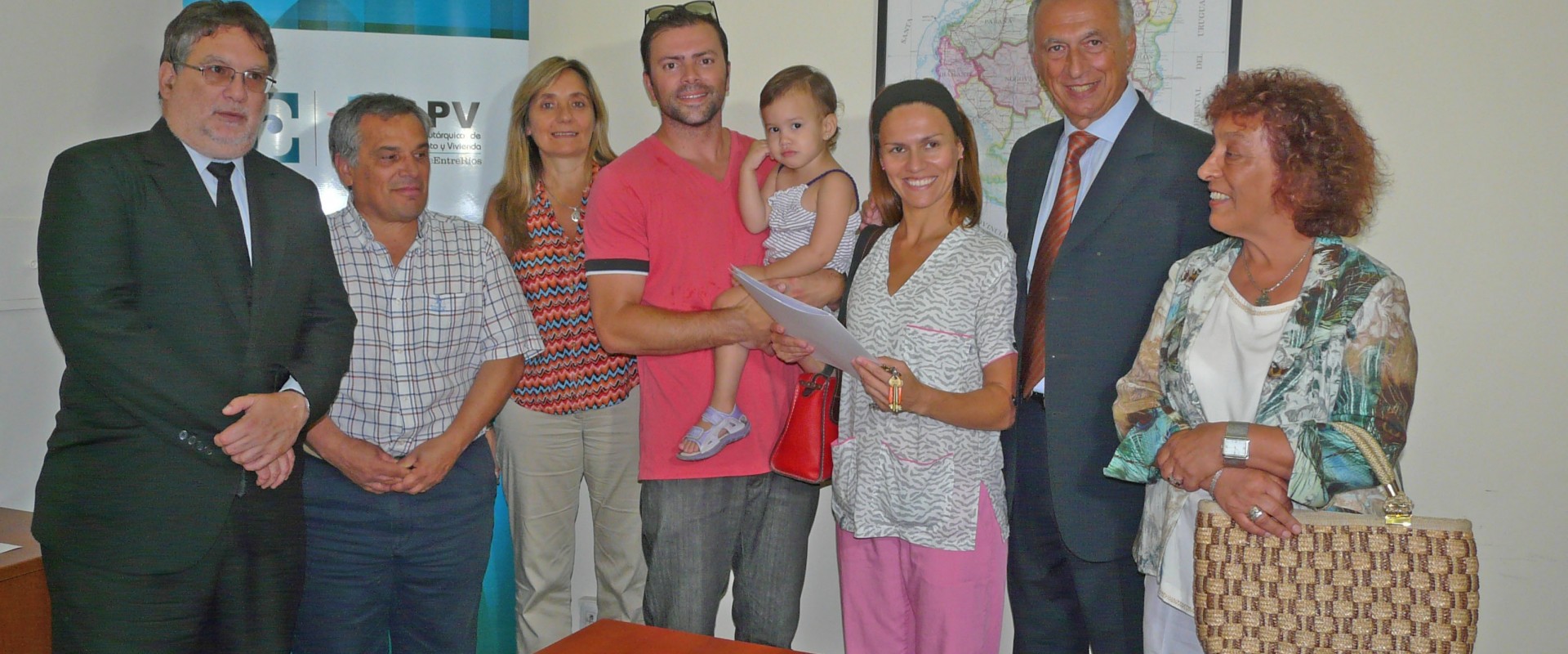 Entregaron nuevas viviendas del IAPV en Paran&aacute;