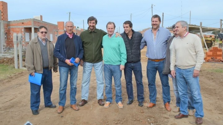 Avanza la construcci&oacute;n de m&aacute;s de 400 viviendas del IAPV en Concordia