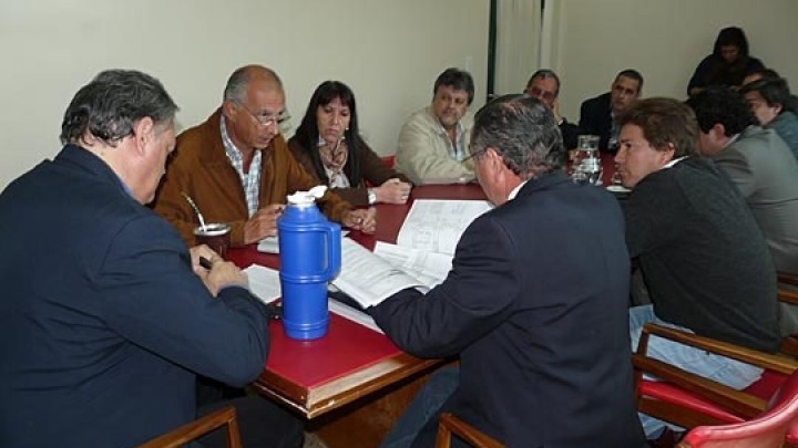 El IAPV construir&aacute; 49 viviendas para afiliados de ATE y Agmer en Federaci&oacute;n
