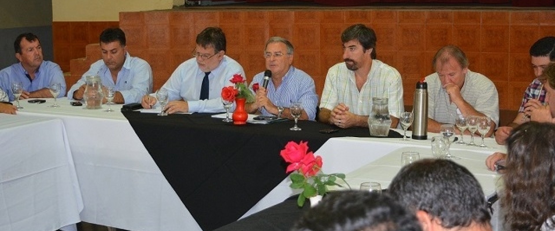 Se avanza en soluciones habitacionales para las peque&ntilde;as y medianas localidades  del departamento Concordia