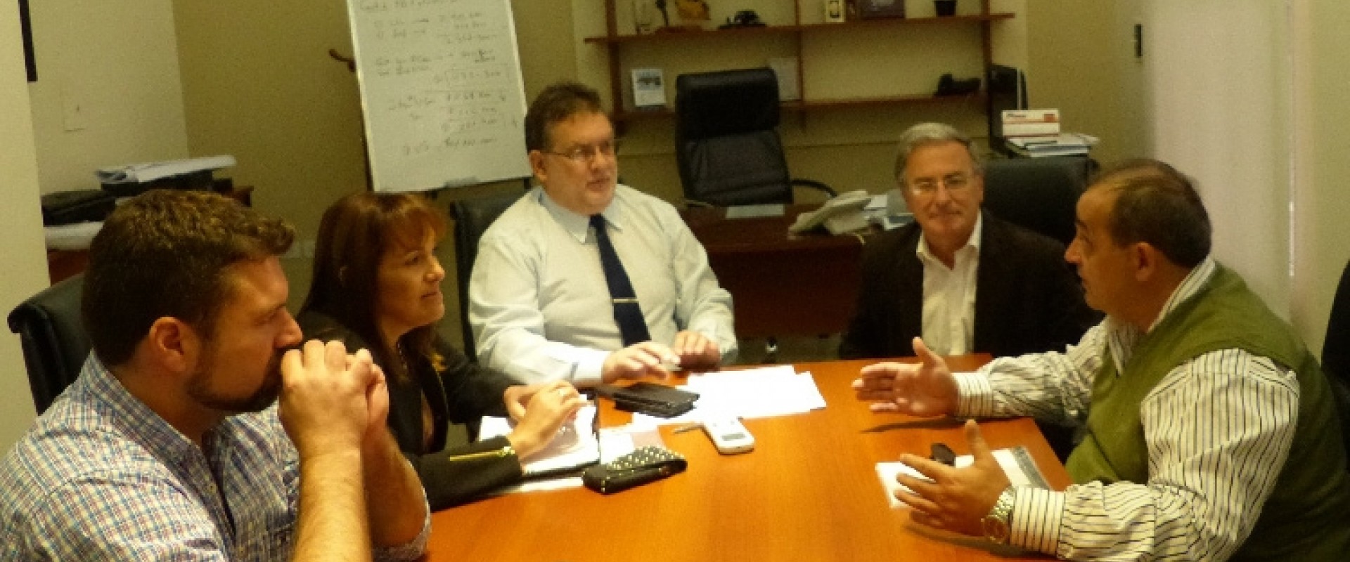 Para los municipios de Federal, Feliciano y Santa Elena. La provincia trabaja en la gesti&oacute;n de viviendas para familias afectadas por las inundaciones