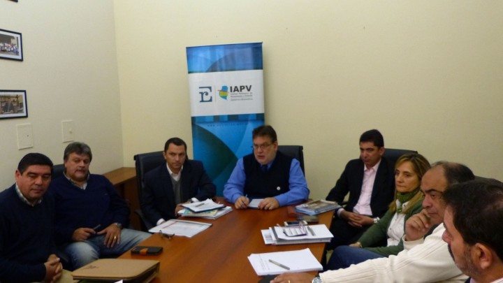 Avanzan la construcci&oacute;n de viviendas para docentes en Entre R&iacute;os