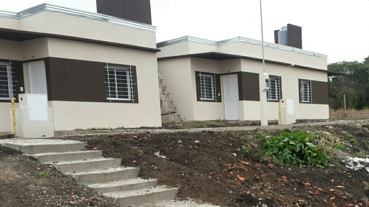 Avanza la construcci&oacute;n de 20 viviendas del IAPV en La Paz