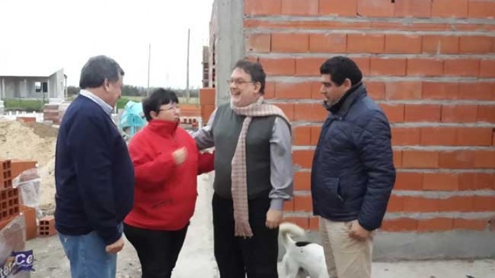 El gobierno construye viviendas sociales en Aldea Santa Mar&iacute;a