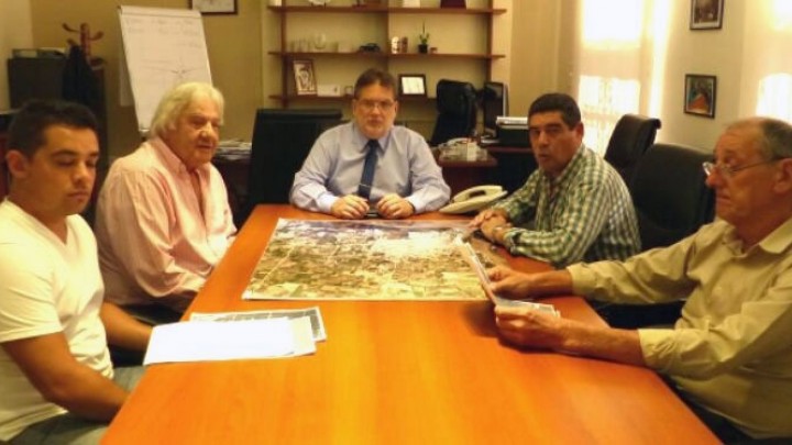 Gestionan la construcci&oacute;n de viviendas para los trabajadores viales