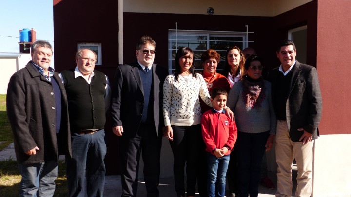 Treinta y seis familias de Nogoy&aacute; recibieron su casa propia