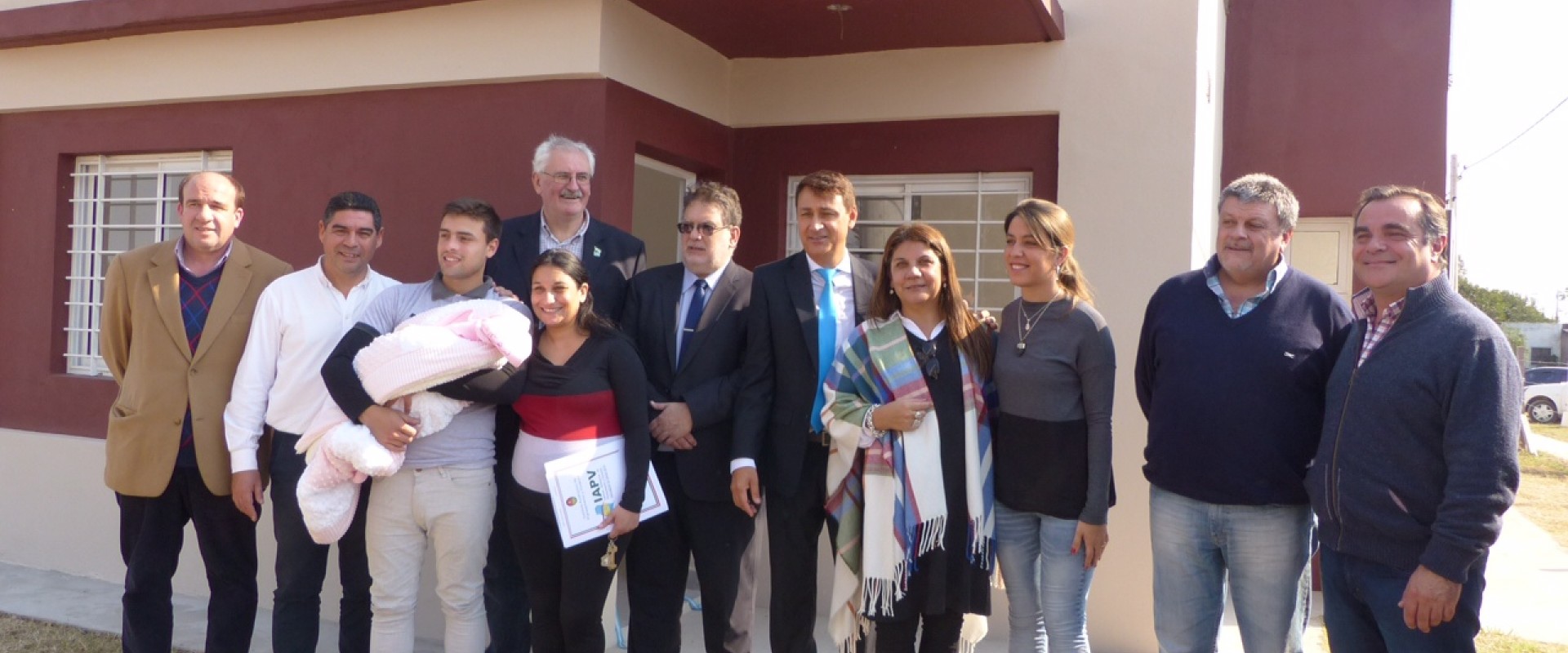 Se entregaron nuevas viviendas para docentes en Mar&iacute;a Grande