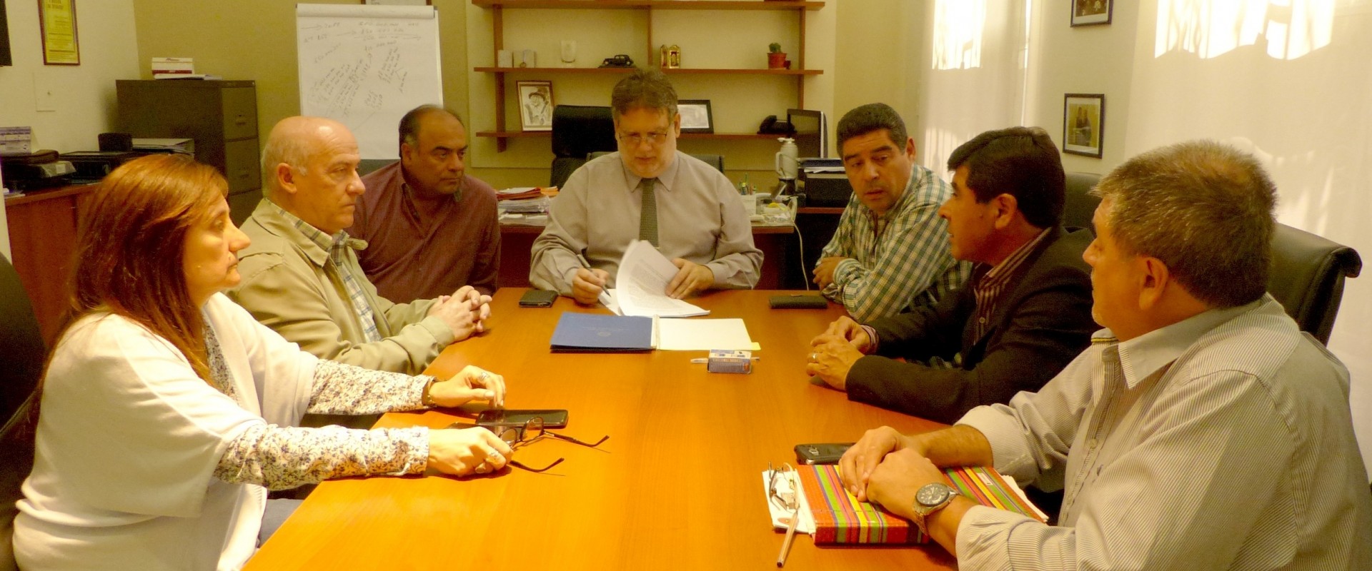 Gestionan nuevas viviendas para Villa Dom&iacute;nguez